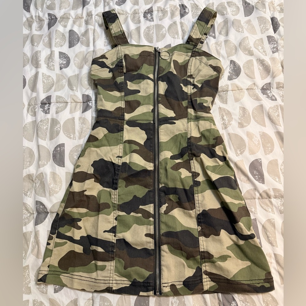 H&M Divided Camouflage Dress